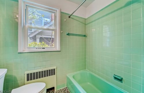 54 Nishuane Rd, Montclair NJ  07042-2425 exterior