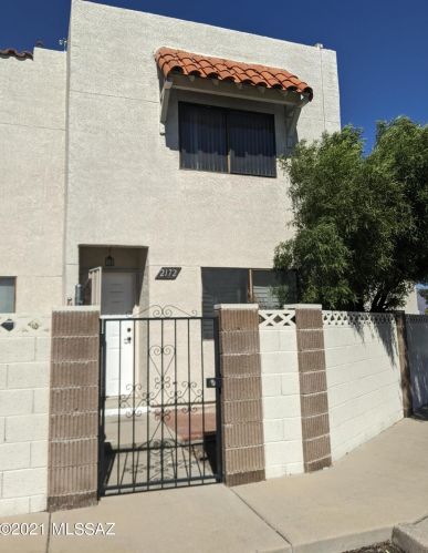 2172 1st Ave, Tucson AZ  85719-2967 exterior