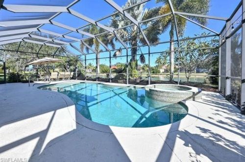 3439 Allegheny Ct, Naples FL 34120-4439 exterior