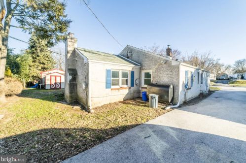 41 Norman St, Chester PA 19014-2140 exterior