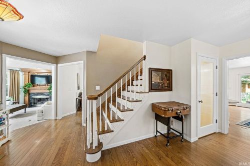 54728 Little Flower Trl, Mishawaka, IN 46545-1604