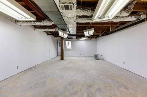 1877 Mercedes Ct, Atlanta GA 30345-3939 exterior