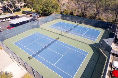 10894 Caravelle Pl, San Diego CA 92124-2039 exterior