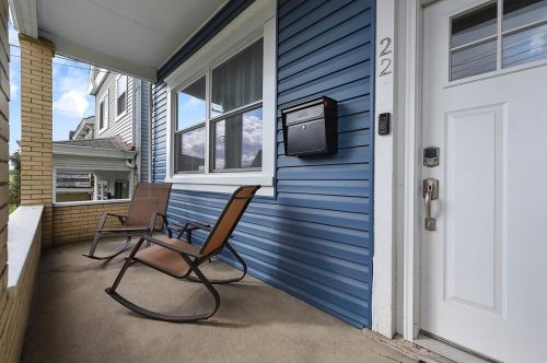 22 Millbridge St, Pittsburgh, PA 15210-1070