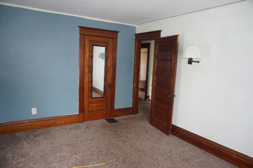 621 Locust St, Kalamazoo MI 49007-5063 exterior