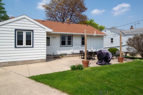 3842 84, Milwaukee WI 53228-1706 exterior