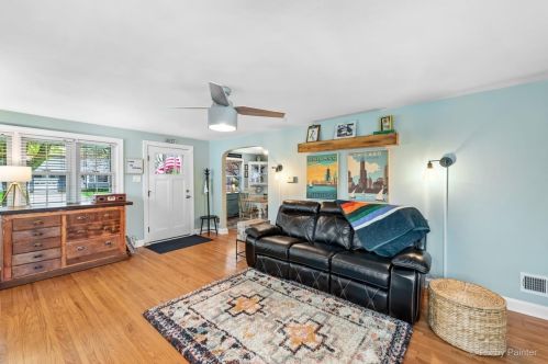 1307 Oneida St, Joliet IL 60435-6731 exterior