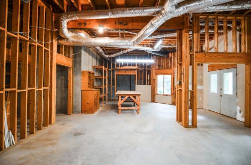 2761 Riverfront Dr, Lithonia GA 30039-8523 exterior