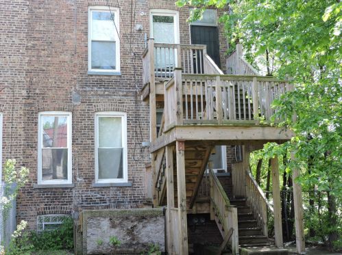 7352 Yale Ave, Chicago IL 60620-1702 exterior