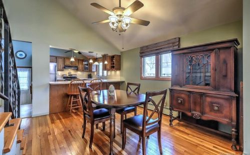 76 Boylston St, Milford CT 06461-2305 exterior