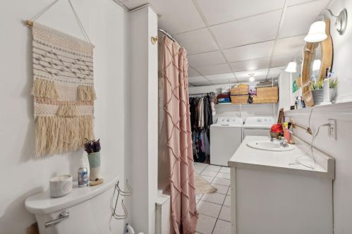 1552 Congress St, Portland ME 04102-3333 exterior