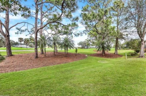 6639 Gln Arbor Way, Naples FL 34119-4658 exterior