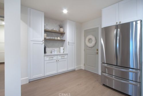 13321 Bubbling Well Rd, Tustin CA  92780-3915 exterior