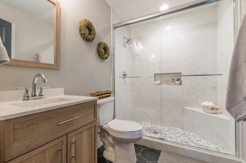 1897 Dorsey Ave, Atlanta GA  30344-6846 exterior