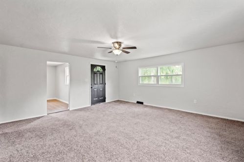 2249 Mcmonagle Ave, Pittsburgh PA 15220-2508 exterior