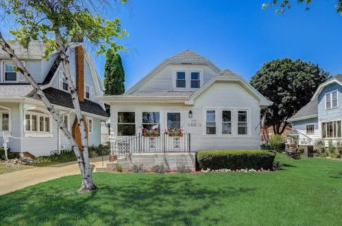 5006 Beloit Rd, Milwaukee WI 53214-5332 exterior