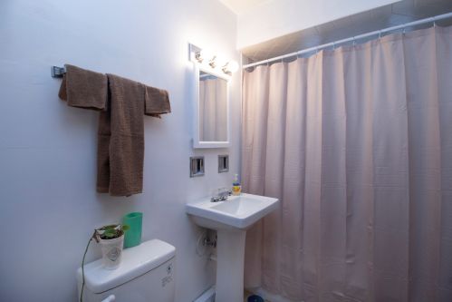 12539 Marshfield Ave, Chicago IL 60827-5940 exterior