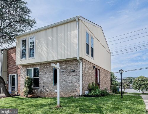 17628 Horizon Pl, Rockville, MD 20855-1348