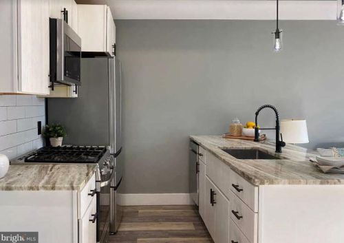 1239 19th St, Philadelphia PA 19121-4923 exterior