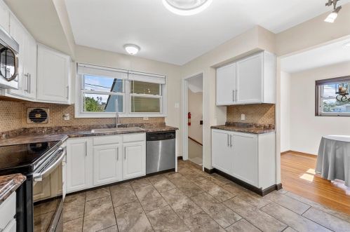 4243 Heidelberg Ave, Saint Louis MO 63123-7601 exterior