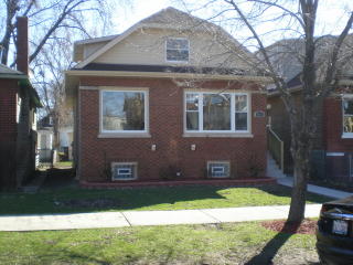 8941 Throop St, Chicago, IL 60620-3406