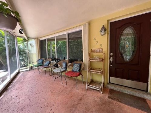 425 20th St, Boca Raton FL  33431-8138 exterior