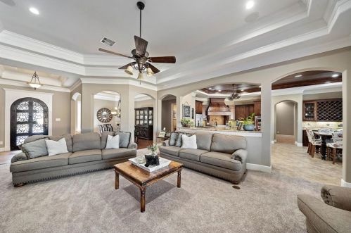 5402 Westerdale Dr, Fulshear TX 77441-4210 exterior