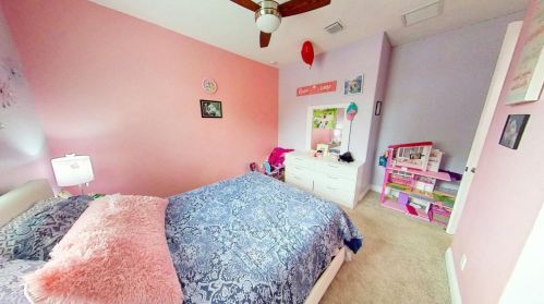 898 Curtis St, Fort Pierce FL 34983-1935 exterior