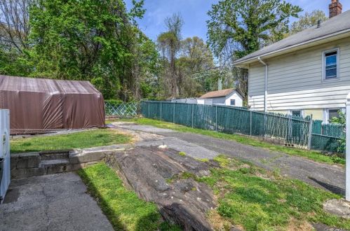 81 Beechwood Ave, Mount Vernon NY 10553-1302 exterior