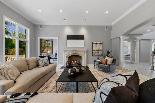 184 South St, Elmhurst IL  60126-4000 exterior