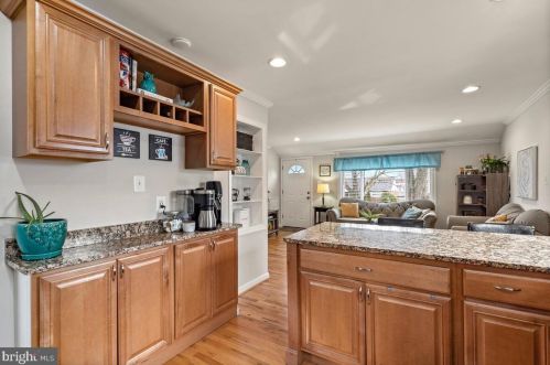 13008 Evanston St, Rockville MD 20853-3027 exterior