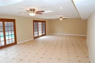 9811 Estate Ln, Dallas TX  75238-1962 exterior