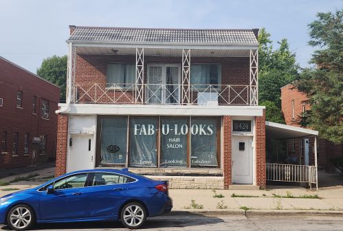 8426 Lisbon Ave, Milwaukee WI  53222-3727 exterior