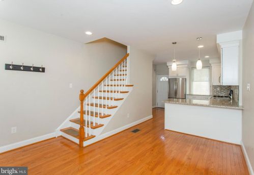 230 Ellsworth St, Philadelphia PA 19146-3012 exterior