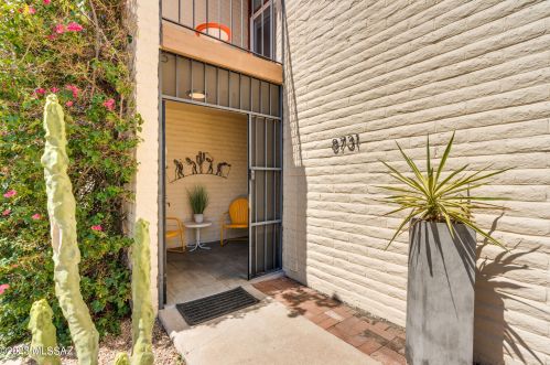 8731 Old Spanish Terrace Dr, Tucson AZ  85710-4072 exterior