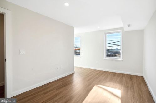 241 Allen St, Philadelphia PA  19125-4103 exterior