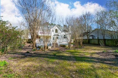 3070 Dogwood Crk Pkwy, Duluth GA 30096-7412 exterior