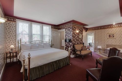 626 4th St, Stillwater MN 55082-4827 exterior