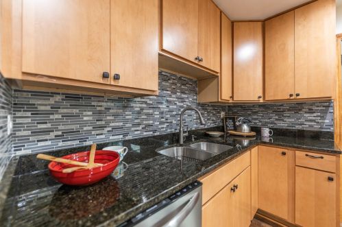 2612 12 Ave, Broadview IL 60153-1401 exterior