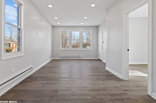 12000 Pr Ave, Chicago IL 60628-6725 exterior