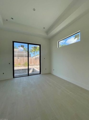 681 93 Ave, Naples FL 34108-2438 exterior