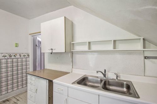 228 Slosson Ave, Reed City MI 49677-1231 exterior