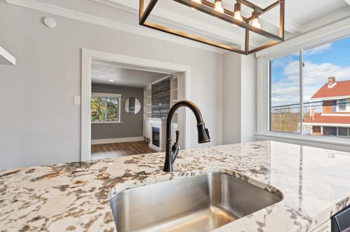 1601 Napoleon St, Pittsburgh PA  15216-3217 exterior