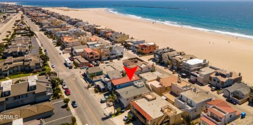 3715 Sunset Ln, Oxnard CA 93035-4133 exterior