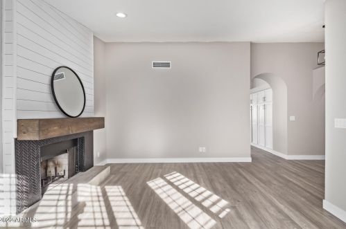 19605 36 Pl, Phoenix AZ 85050-8387 exterior