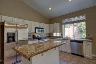 15604 7th St, Phoenix, AZ 85022-3534