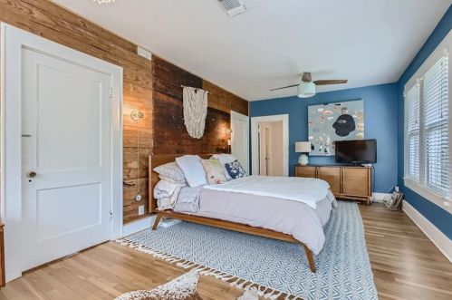 3901 Becker Ave, Austin TX 78751-5209 exterior