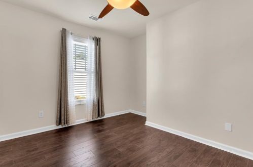 2099 Executive Dr, Duluth GA 30096-8972 exterior