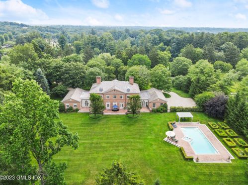 26 Andrews Farm Rd, Greenwich CT 06831-3100 exterior