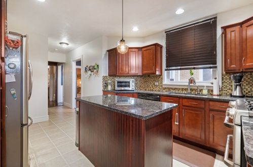 4008 Northminster St, Pittsburgh PA  15212-1622 exterior